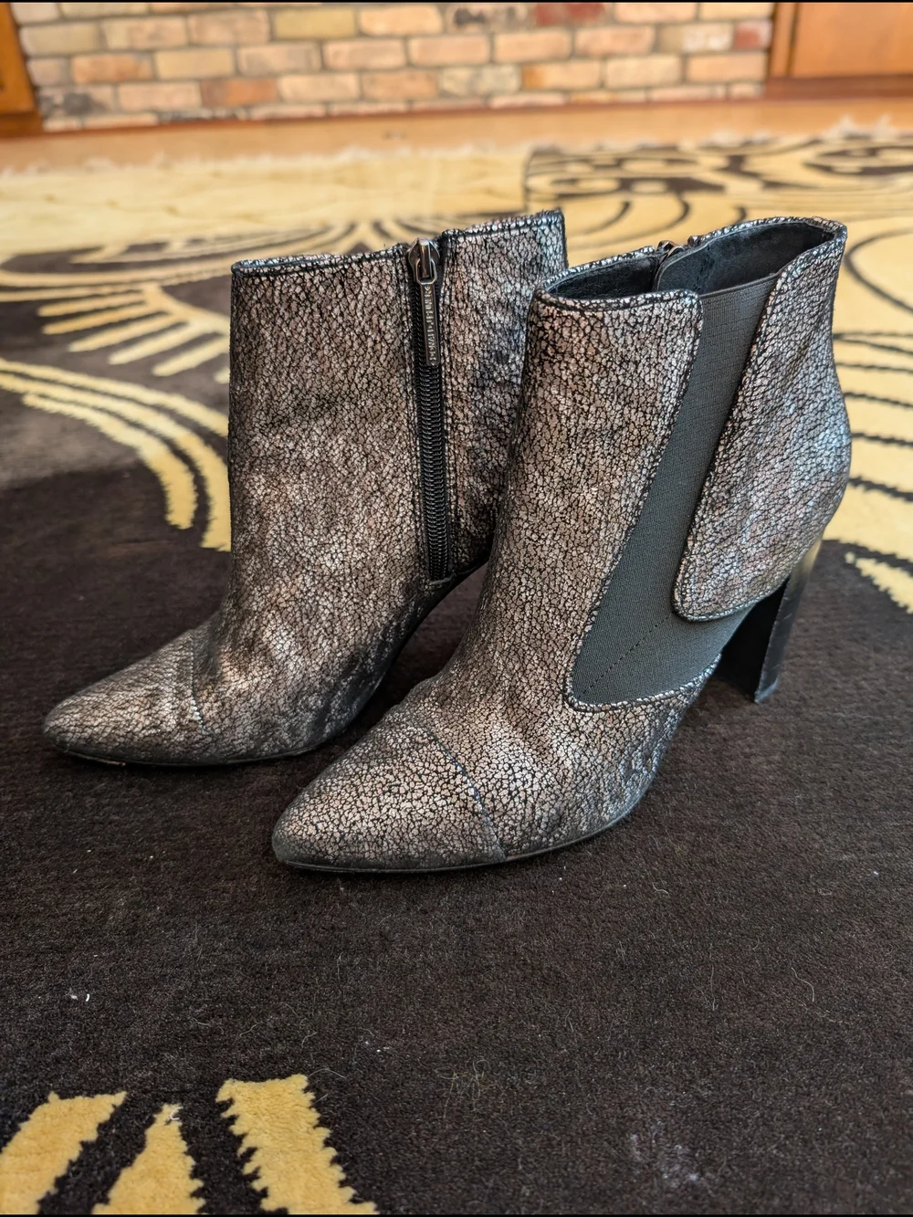 Donald J. Pliner Silver-Gray Textured Pointed Ankle Booties